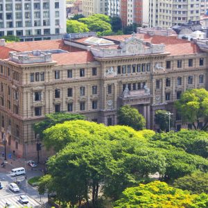 Acordo que transferia responsabilidade de pagar alimentos de filhos à empresa é nulo, decide Justiça